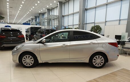 Hyundai Solaris II рестайлинг, 2011 год, 654 000 рублей, 10 фотография