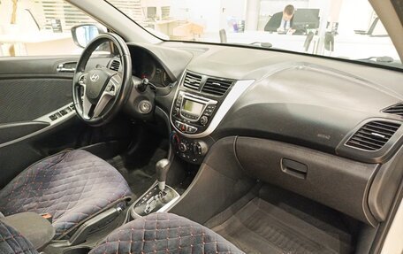 Hyundai Solaris II рестайлинг, 2011 год, 654 000 рублей, 13 фотография