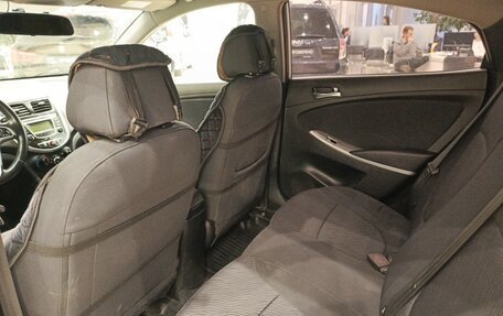 Hyundai Solaris II рестайлинг, 2011 год, 654 000 рублей, 15 фотография