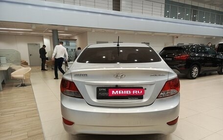Hyundai Solaris II рестайлинг, 2011 год, 654 000 рублей, 7 фотография