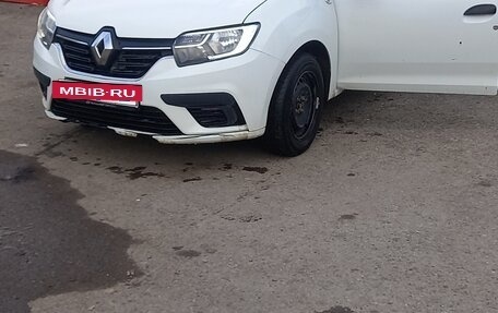 Renault Logan II, 2019 год, 430 000 рублей, 8 фотография