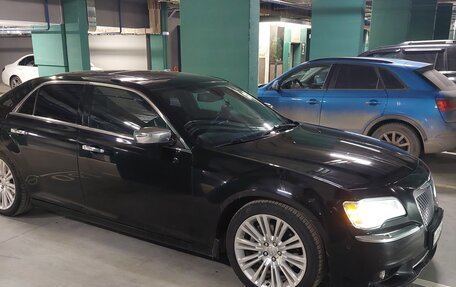 Chrysler 300C II, 2012 год, 1 600 000 рублей, 7 фотография