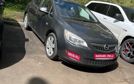 Opel Astra J, 2011 год, 700 000 рублей, 5 фотография