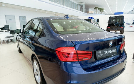 BMW 3 серия, 2017 год, 2 400 000 рублей, 8 фотография