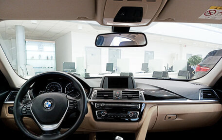 BMW 3 серия, 2017 год, 2 400 000 рублей, 17 фотография