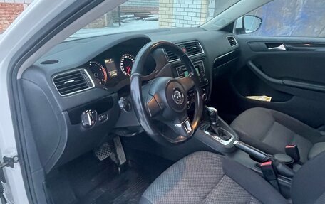 Volkswagen Jetta VI, 2014 год, 1 350 000 рублей, 8 фотография