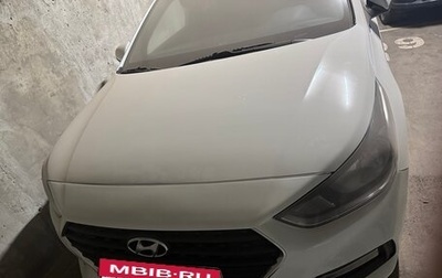 Hyundai Solaris II рестайлинг, 2019 год, 1 000 000 рублей, 1 фотография