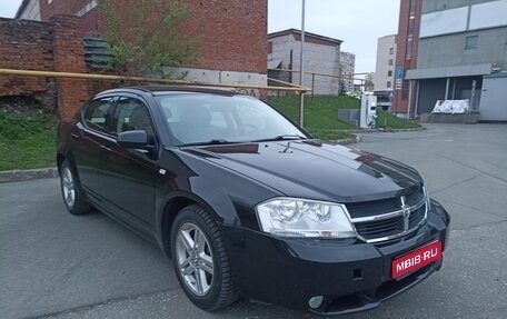Dodge Avenger II рестайлинг, 2008 год, 680 000 рублей, 1 фотография