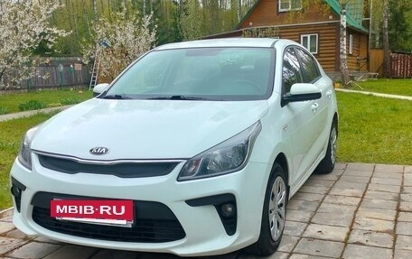 KIA Rio IV, 2018 год, 1 550 000 рублей, 5 фотография