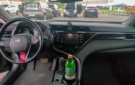 Toyota Camry, 2019 год, 2 845 000 рублей, 10 фотография