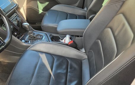 Volkswagen Tiguan II, 2018 год, 2 750 000 рублей, 14 фотография