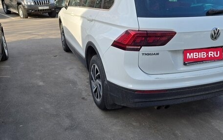 Volkswagen Tiguan II, 2018 год, 2 750 000 рублей, 5 фотография