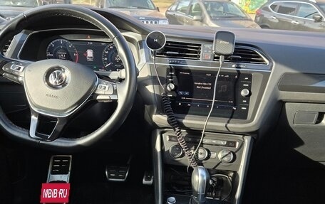 Volkswagen Tiguan II, 2018 год, 2 750 000 рублей, 15 фотография
