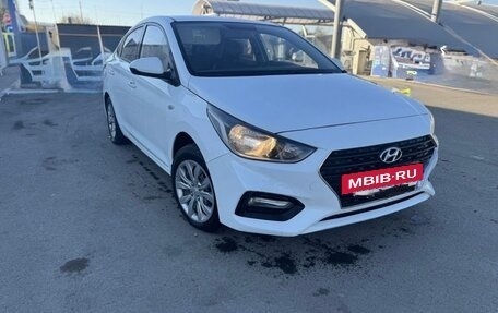 Hyundai Solaris II рестайлинг, 2019 год, 1 000 000 рублей, 5 фотография