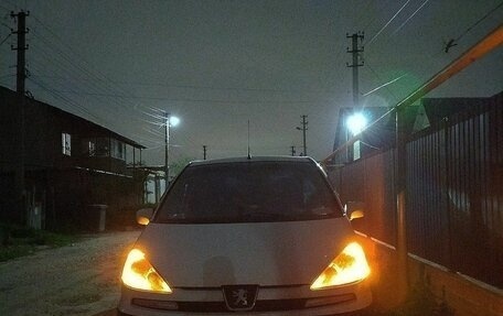 Peugeot 807 I, 2004 год, 700 000 рублей, 3 фотография