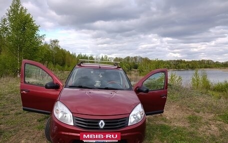Renault Sandero I, 2010 год, 450 000 рублей, 4 фотография