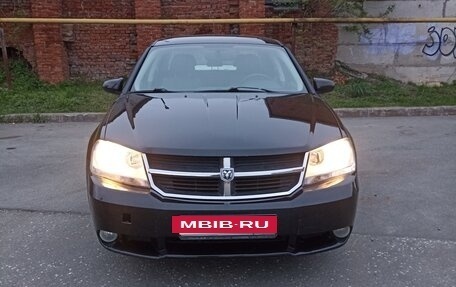 Dodge Avenger II рестайлинг, 2008 год, 680 000 рублей, 8 фотография