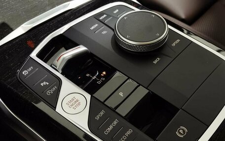 BMW 3 серия, 2024 год, 6 600 000 рублей, 24 фотография