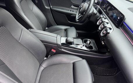 Mercedes-Benz A-Класс, 2018 год, 2 440 000 рублей, 18 фотография