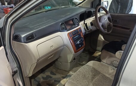 Nissan Liberty, 2002 год, 280 000 рублей, 3 фотография