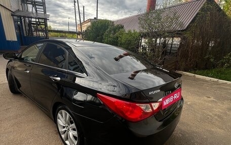 Hyundai Sonata VI, 2012 год, 1 000 000 рублей, 4 фотография