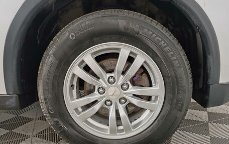 Mitsubishi Outlander III рестайлинг 3, 2014 год, 1 175 000 рублей, 15 фотография