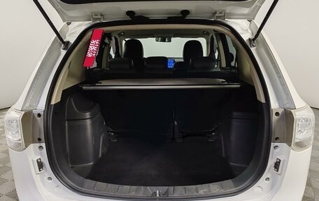 Mitsubishi Outlander III рестайлинг 3, 2014 год, 1 175 000 рублей, 8 фотография