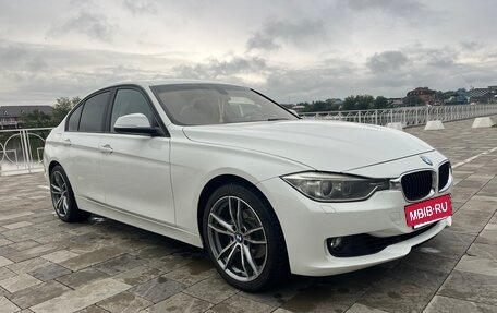 BMW 3 серия, 2012 год, 1 790 000 рублей, 17 фотография