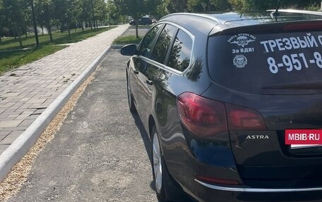 Opel Astra J, 2013 год, 1 250 000 рублей, 6 фотография