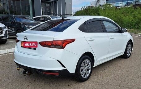 Hyundai Solaris II рестайлинг, 2021 год, 1 600 000 рублей, 5 фотография