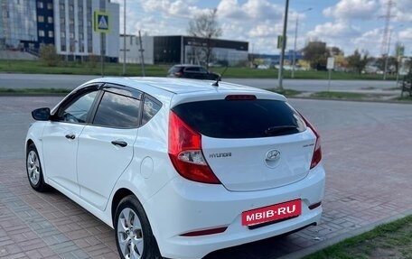 Hyundai Solaris II рестайлинг, 2014 год, 895 000 рублей, 3 фотография