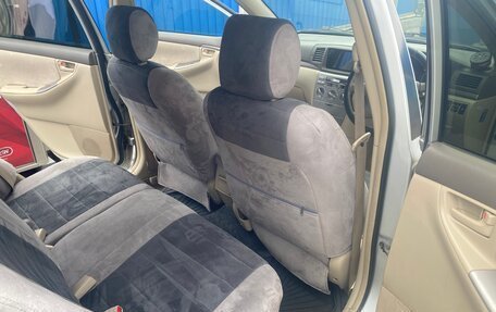 Toyota Corolla, 2005 год, 695 000 рублей, 10 фотография
