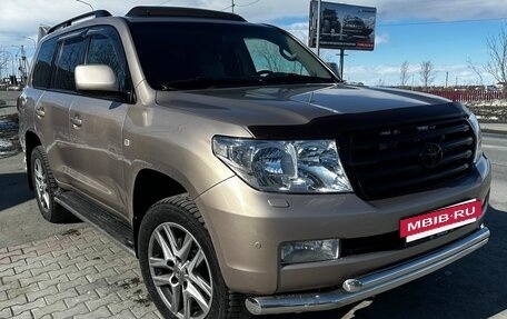 Toyota Land Cruiser 200, 2010 год, 3 000 000 рублей, 3 фотография