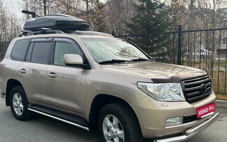 Toyota Land Cruiser 200, 2010 год, 3 000 000 рублей, 5 фотография