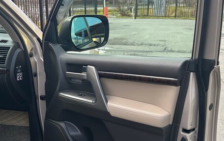 Toyota Land Cruiser 200, 2010 год, 3 000 000 рублей, 12 фотография