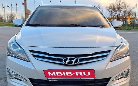 Hyundai Solaris II рестайлинг, 2014 год, 990 000 рублей, 5 фотография