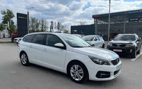 Peugeot 308 II, 2019 год, 1 299 000 рублей, 14 фотография