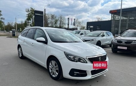 Peugeot 308 II, 2019 год, 1 299 000 рублей, 16 фотография