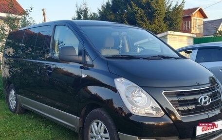 Hyundai H-1 II рестайлинг, 2018 год, 2 550 000 рублей, 3 фотография
