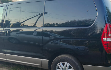 Hyundai H-1 II рестайлинг, 2018 год, 2 550 000 рублей, 6 фотография