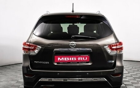 Nissan Pathfinder, 2014 год, 1 998 000 рублей, 6 фотография