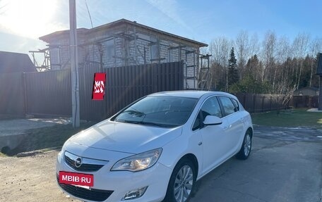 Opel Astra J, 2012 год, 780 000 рублей, 4 фотография