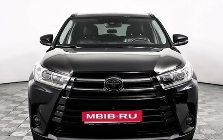Toyota Highlander III, 2019 год, 4 098 000 рублей, 2 фотография