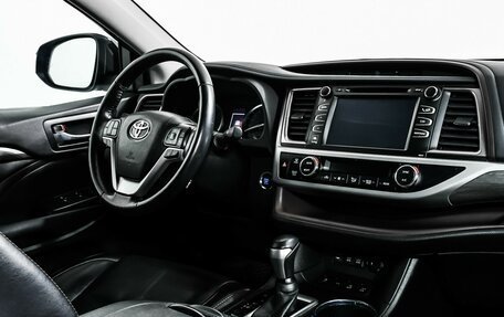 Toyota Highlander III, 2019 год, 4 098 000 рублей, 9 фотография