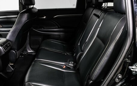 Toyota Highlander III, 2019 год, 4 098 000 рублей, 12 фотография