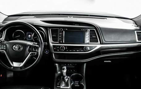 Toyota Highlander III, 2019 год, 4 098 000 рублей, 11 фотография