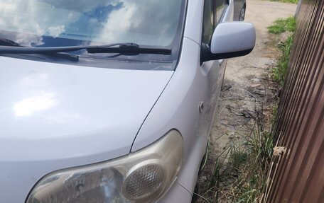 Toyota Porte II, 2004 год, 600 000 рублей, 4 фотография