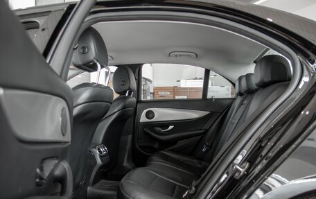 Mercedes-Benz E-Класс, 2016 год, 2 155 000 рублей, 20 фотография