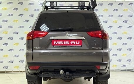 Mitsubishi Pajero Sport II рестайлинг, 2013 год, 1 999 999 рублей, 6 фотография