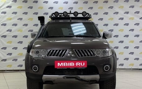 Mitsubishi Pajero Sport II рестайлинг, 2013 год, 1 999 999 рублей, 2 фотография